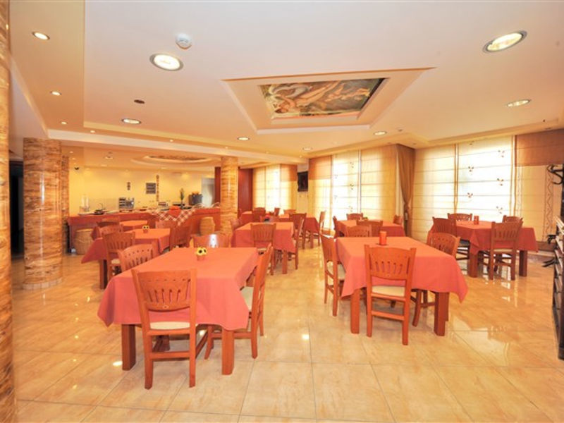 Pelopas Suites