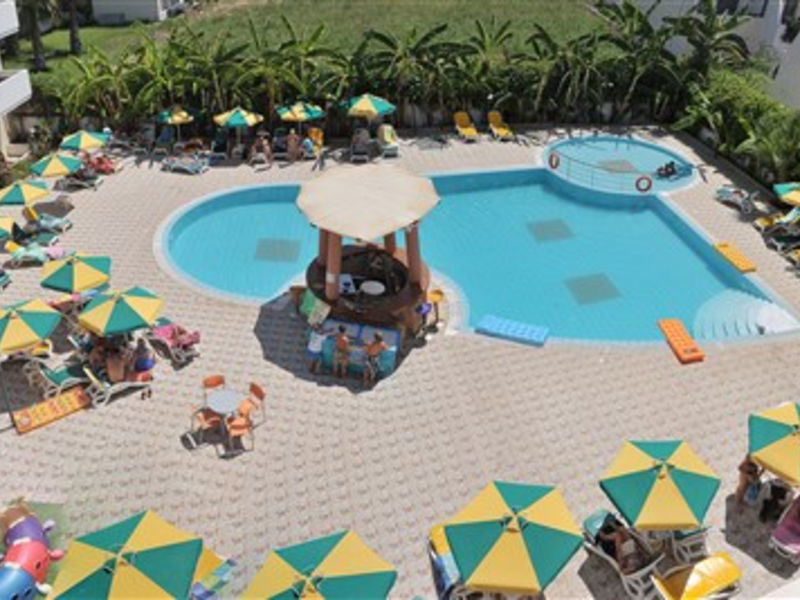 Pelopas Suites