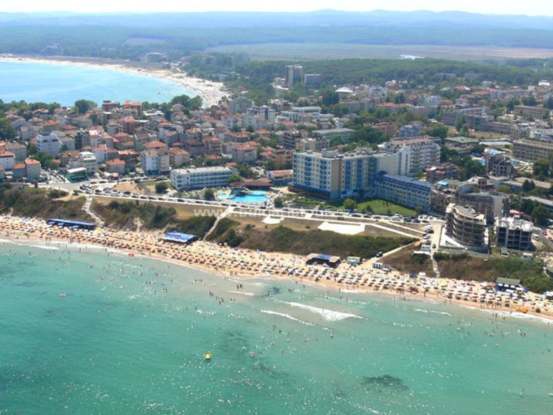 Perla Beach