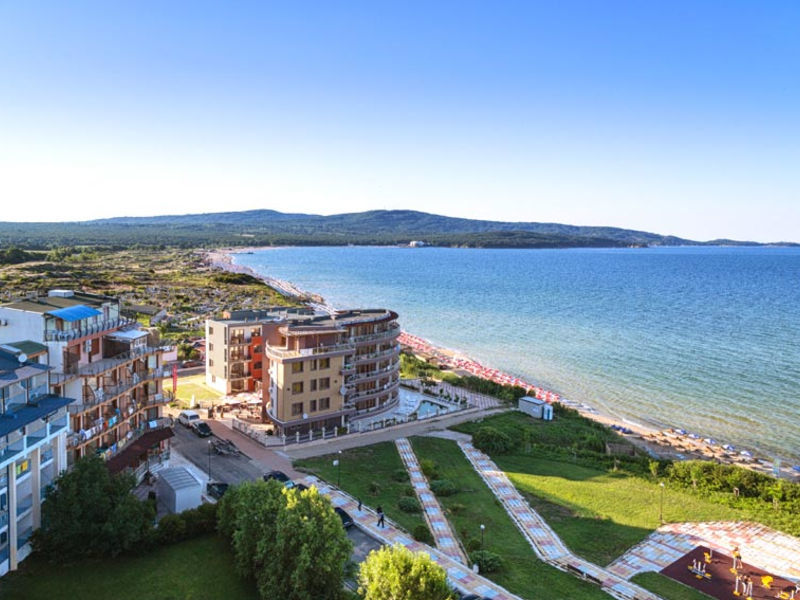 Perla Beach