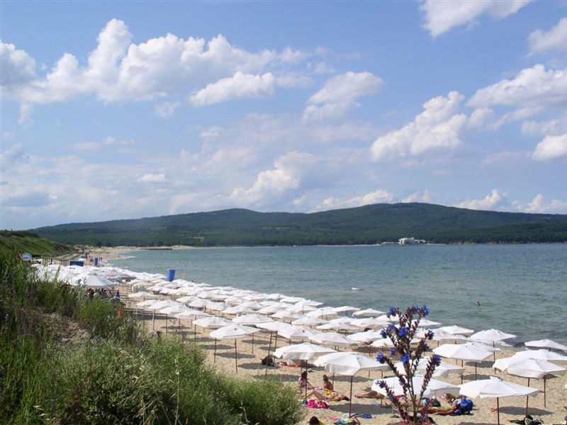Perla Beach Resort