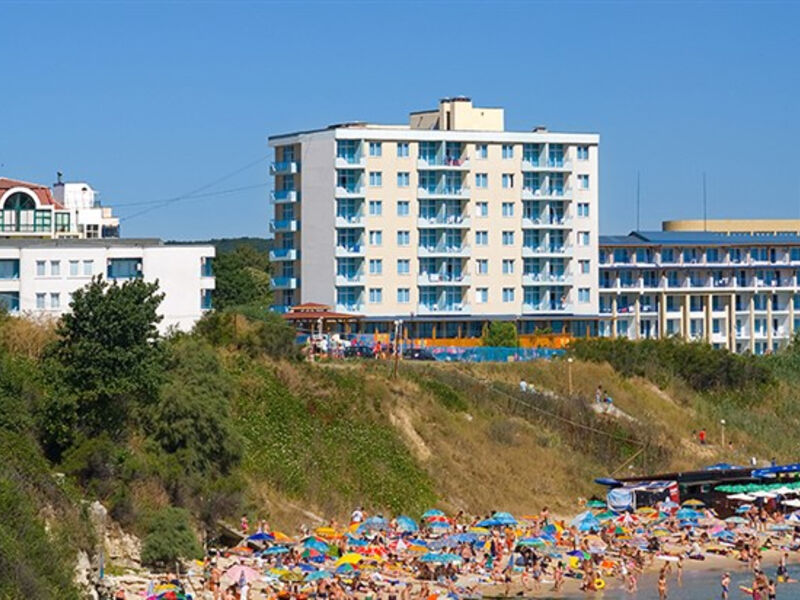 Perla Beach
