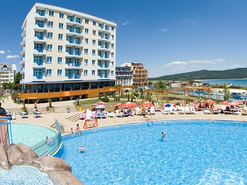 Perla Beach