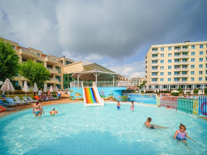 Perla Beach