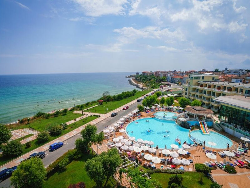 Perla Beach