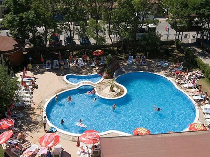 Perla Plaza