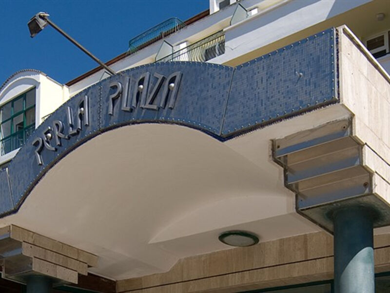 Perla Plaza