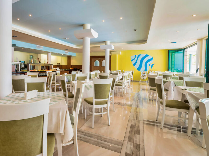 Perla Plaza