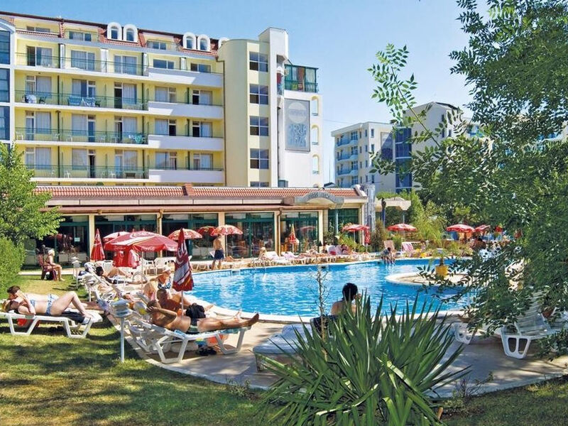 Perla Plaza