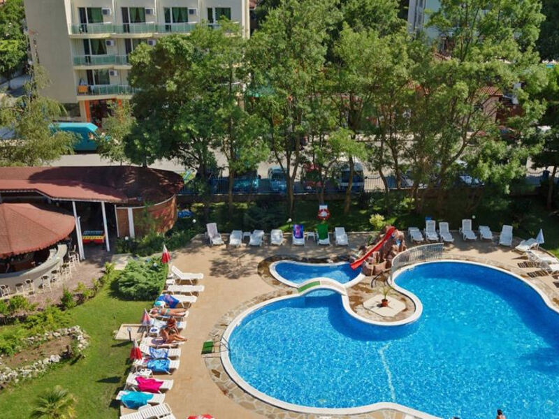 Perla Plaza