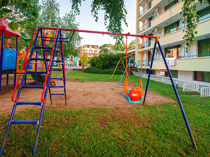 Perla Plaza