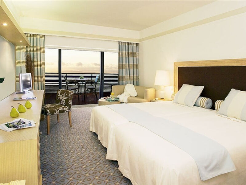 Pestana Carlton