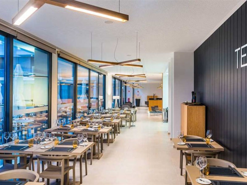 Pestana Ilha Dourada Hotel & Villas