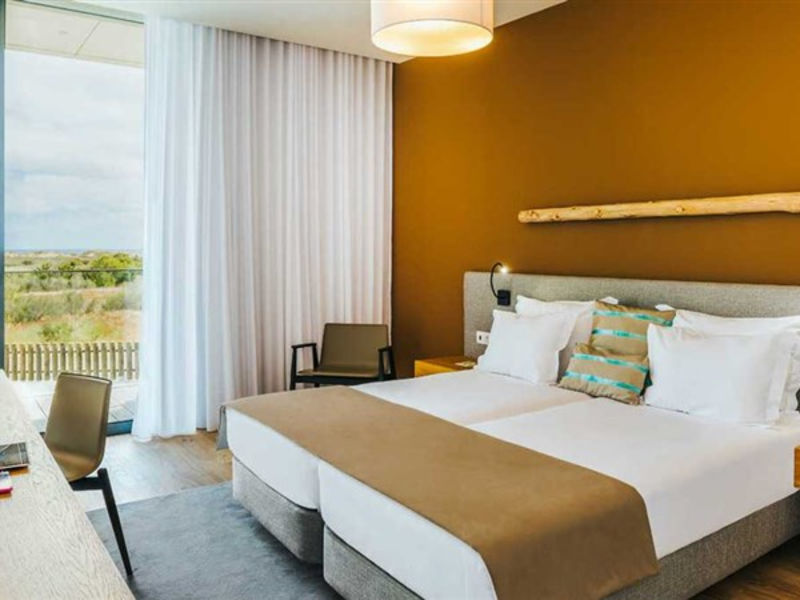 Pestana Ilha Dourada Hotel & Villas
