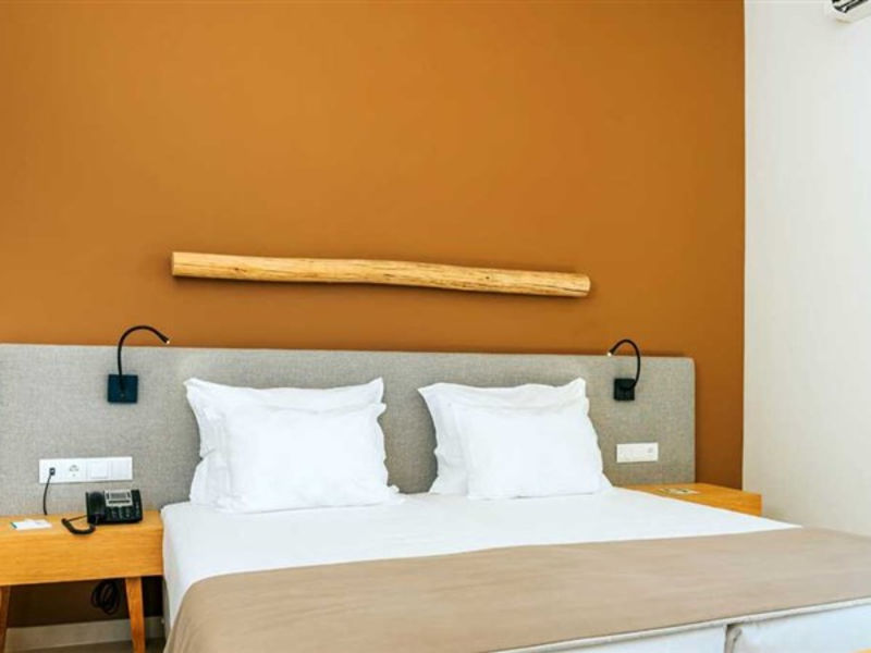 Pestana Ilha Dourada Hotel & Villas