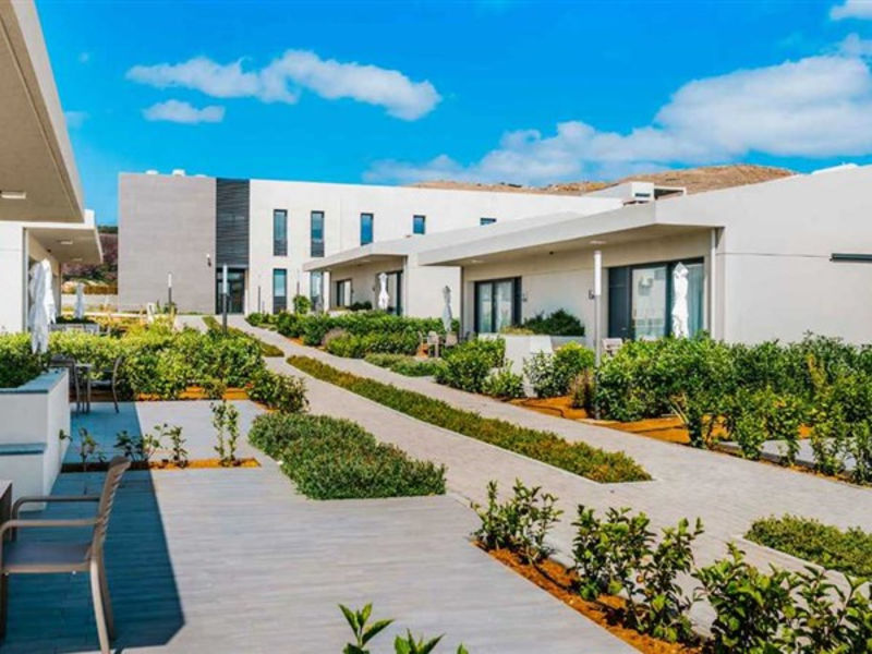 Pestana Ilha Dourada Hotel & Villas