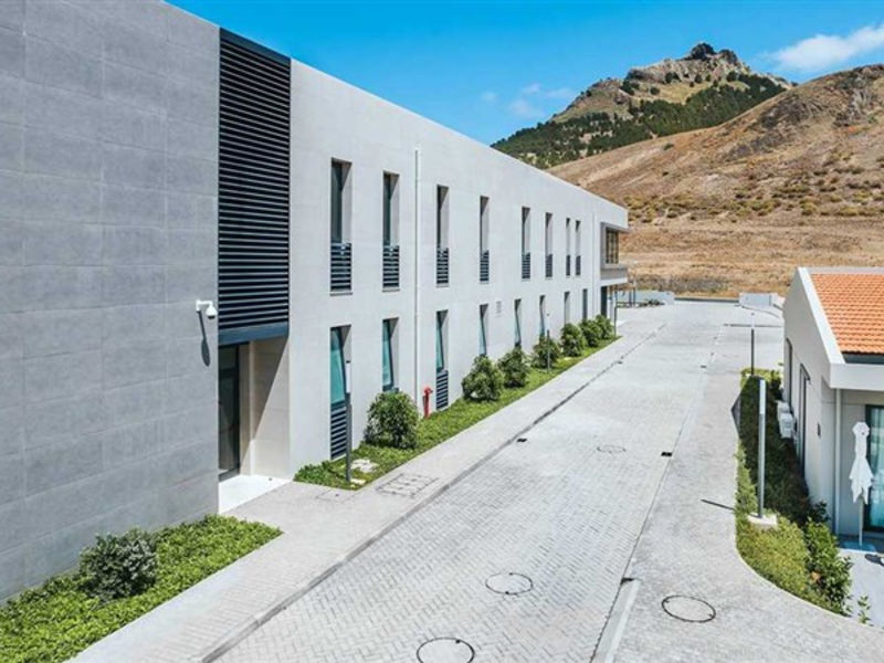 Pestana Ilha Dourada Hotel & Villas