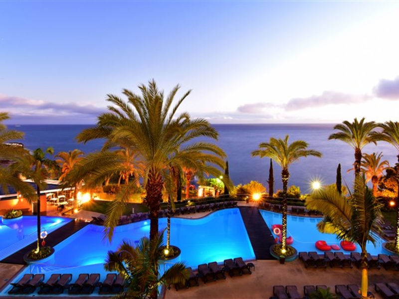 Pestana Promenade Charter
