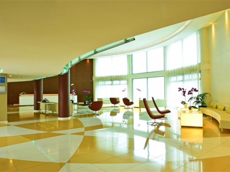 Pestana Promenade Charter