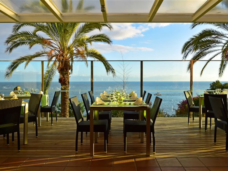 Pestana Promenade Charter