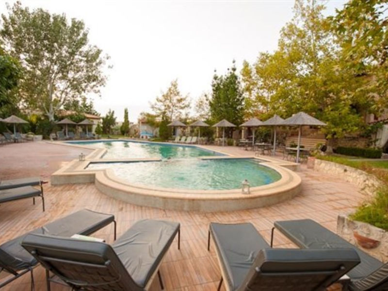 Petrino Suites