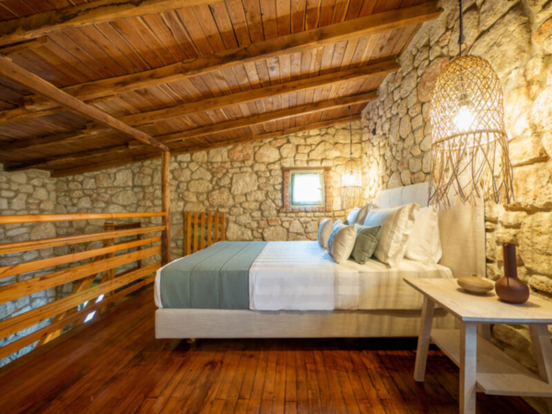 Petrino Suites