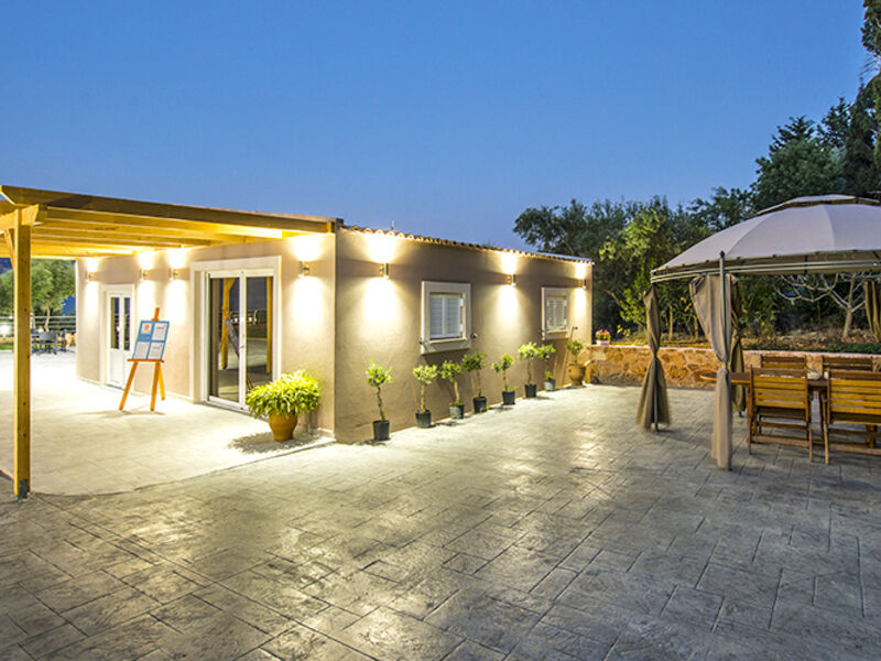 Phaedra Suites