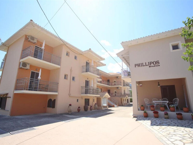 Studia a apartmány Phillipos