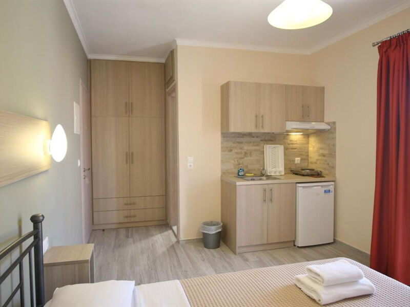 Studia a apartmány Phillipos