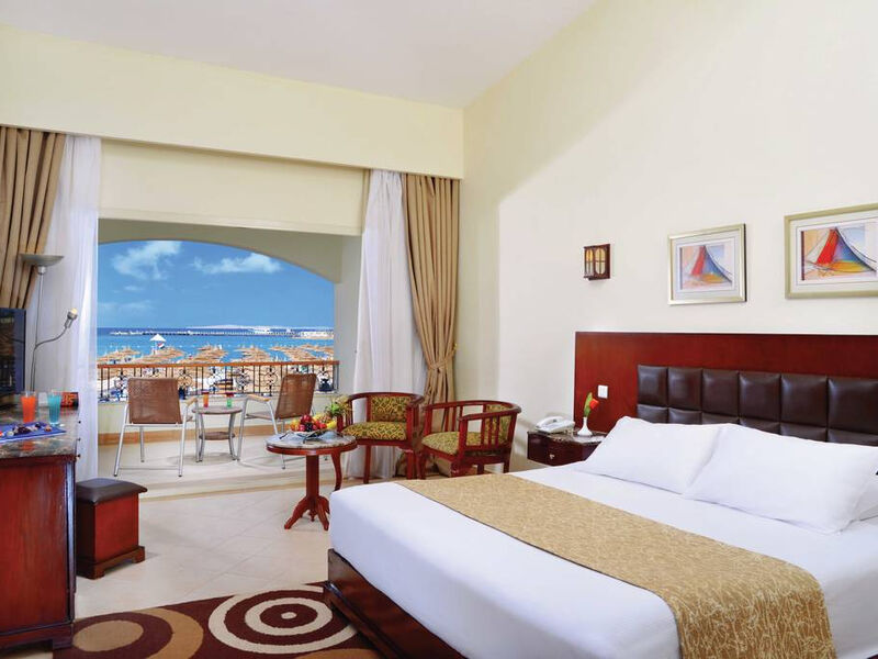 Pickalbatros Dana Beach Resort