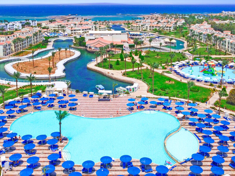 Pickalbatros Dana Beach Resort
