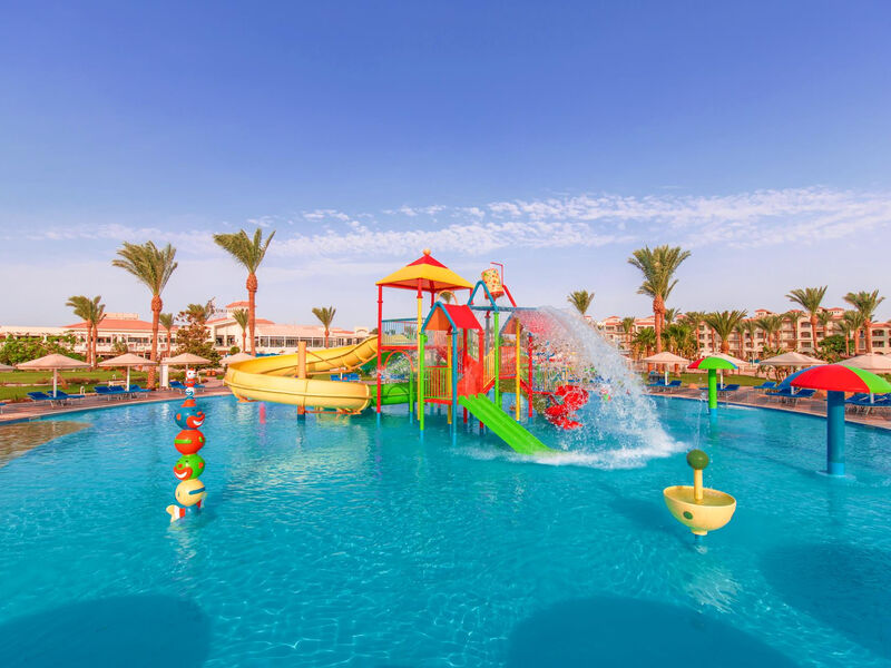 Pickalbatros Dana Beach Resort
