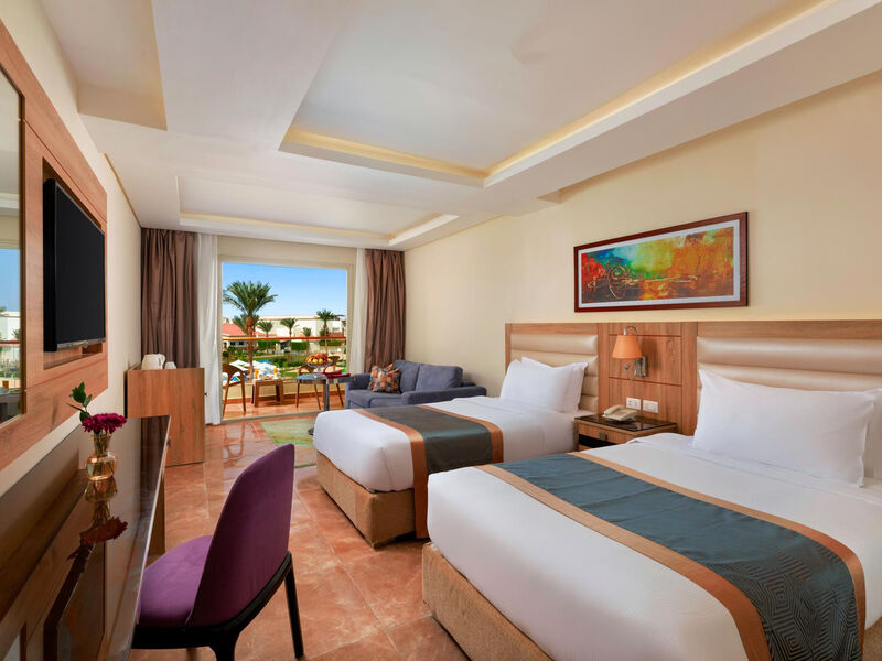 Pickalbatros Dana Beach Resort