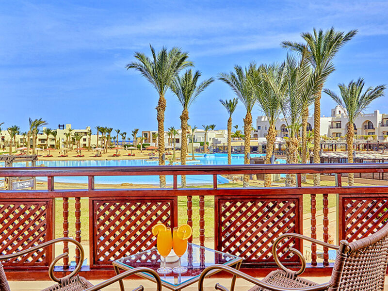 Pickalbatros Sands
