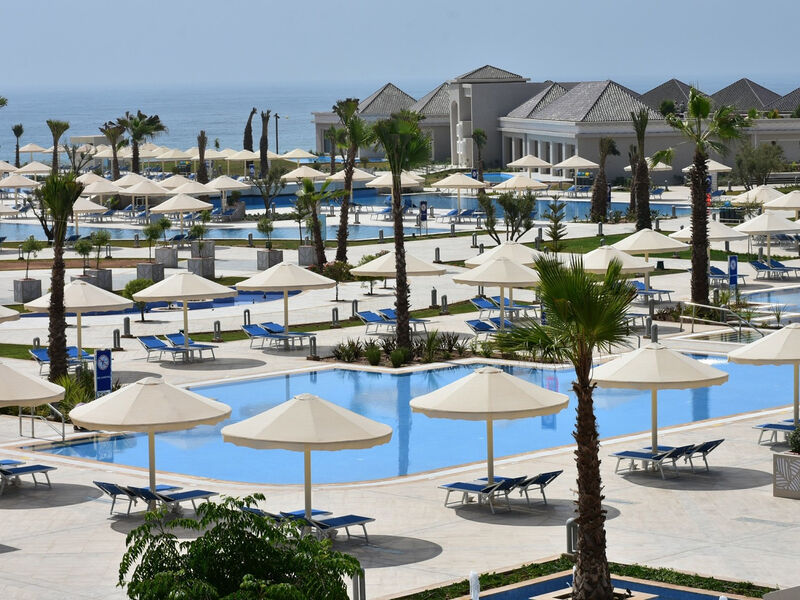 Pickalbatros White Beach