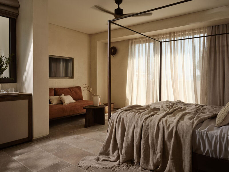 Pierros Verde Private Suites