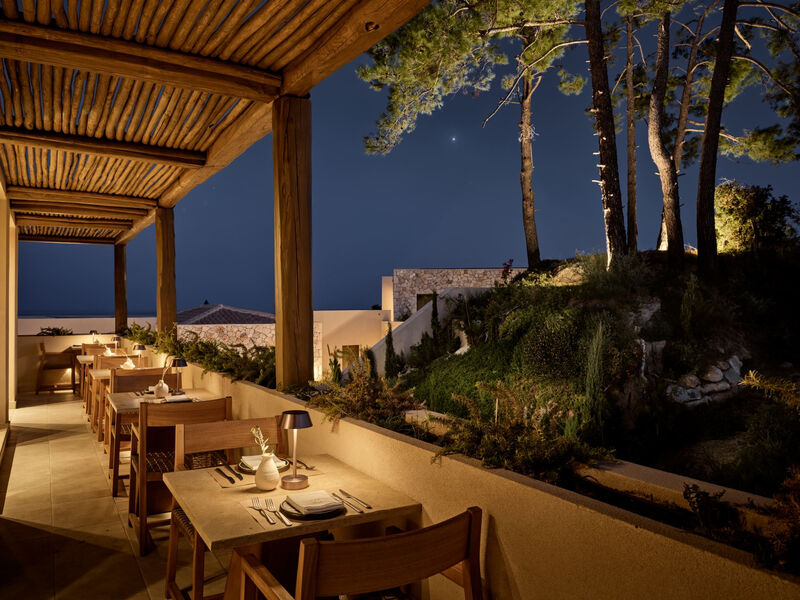 Pierros Verde Private Suites