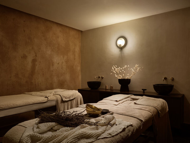 Pierros Verde Private Suites