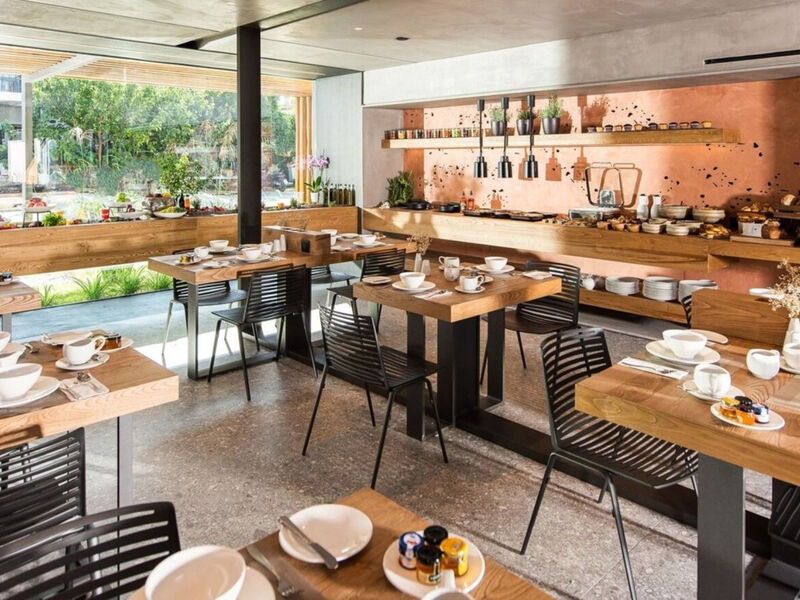 Pilot Amphora Boutique