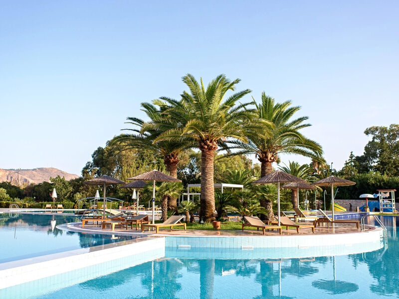 Pilot Beach Resort