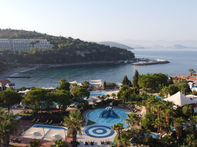 Pine Bay Holiday Resort