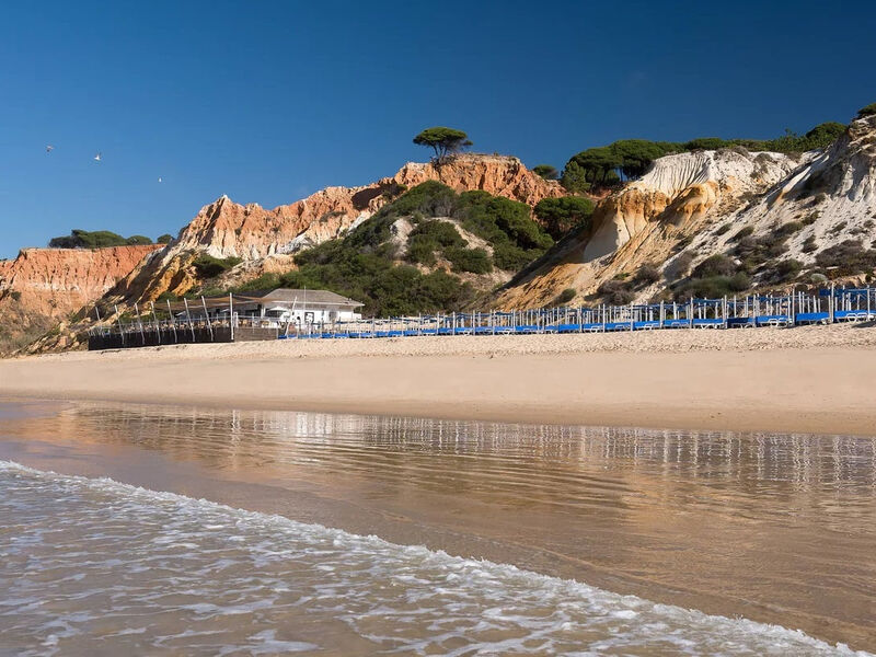 Pine Cliffs Hotel, A Luxury Collection Resort