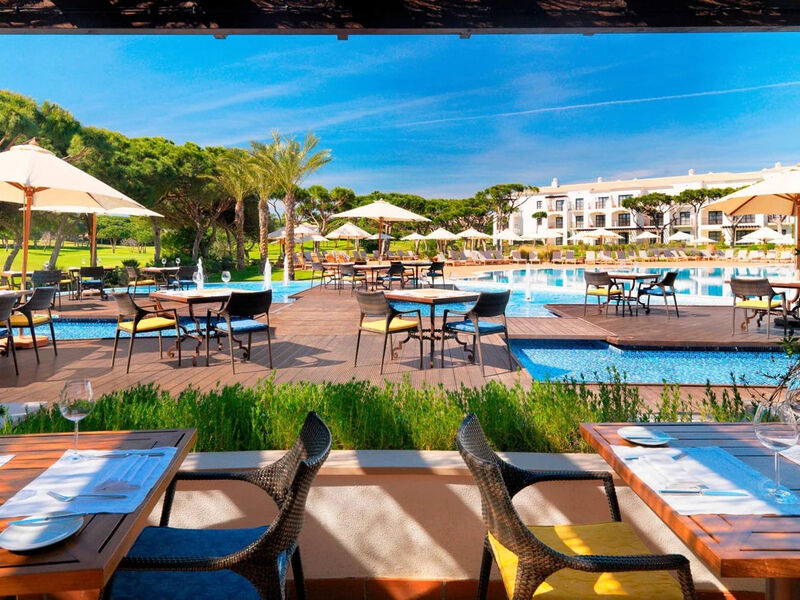 Pine Cliffs Hotel, A Luxury Collection Resort