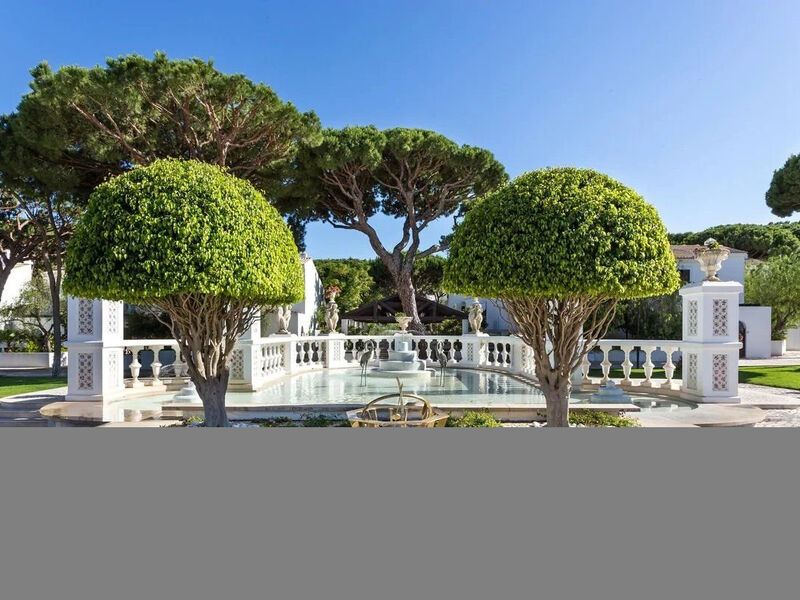 Pine Cliffs Hotel, A Luxury Collection Resort