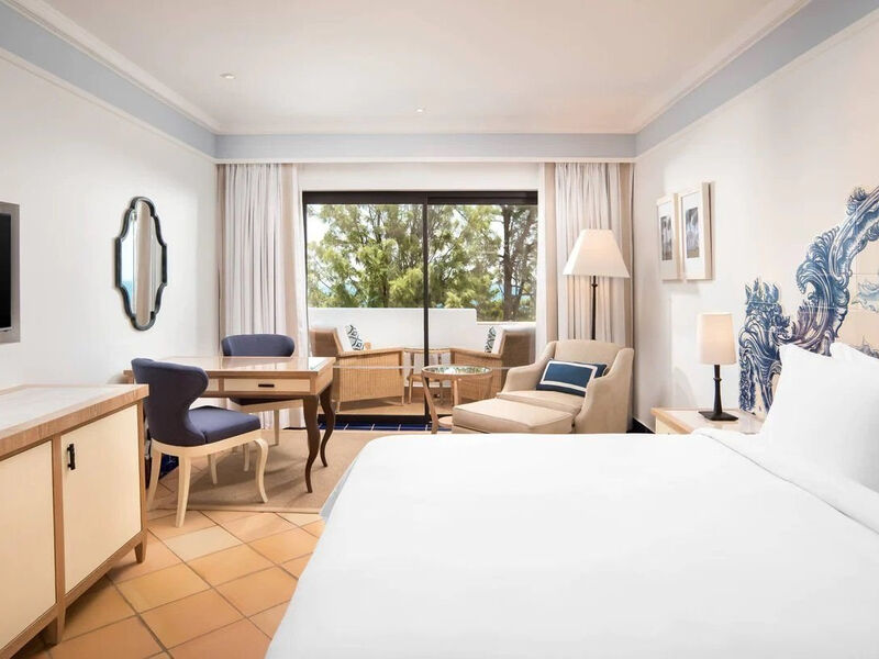 Pine Cliffs Hotel, A Luxury Collection Resort