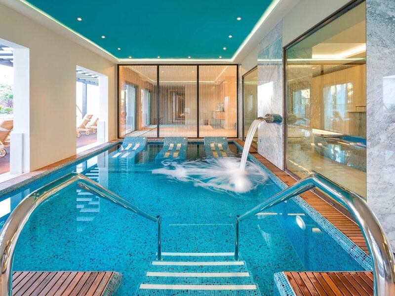 Pine Cliffs Hotel, A Luxury Collection Resort