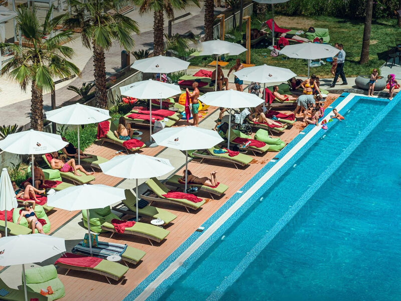 Pinea Resort & Spa