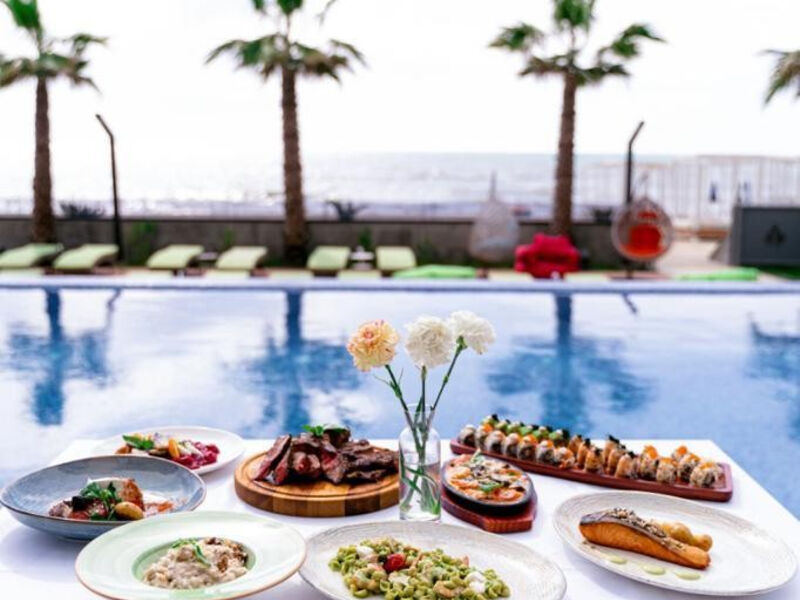 Pinea Resort & Spa