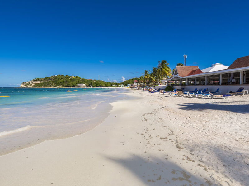 Pineapple Beach Club (Adults Only)