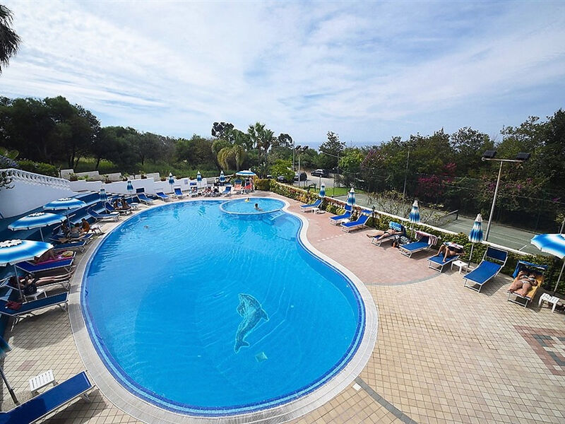 Villaggio Pineta Petto Bianco